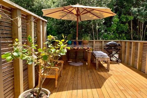 Photo of property in 18/8 Thatcher Crescent, Crofton Downs, Wellington, 6035