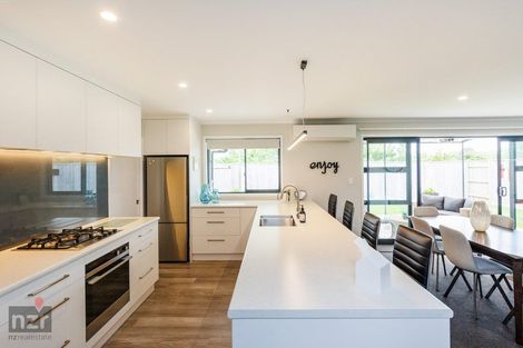 Photo of property in 33 Monarch Drive, Ashhurst, 4810