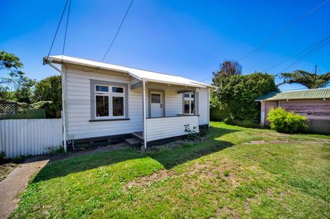 Photo of property in 10 Erin Street, Hawera, 4610
