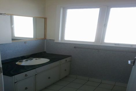 Photo of property in 106 Coxhead Road, Wattle Downs, Auckland, 2103