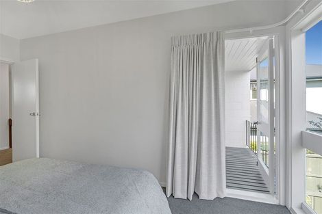 Photo of property in 1/99 Aikmans Road, Merivale, Christchurch, 8014