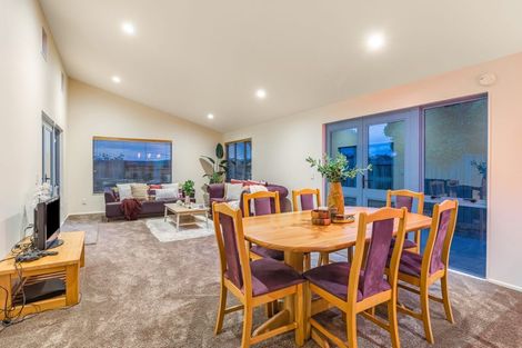 Photo of property in 60 Navigation Drive, Whitby, Porirua, 5024