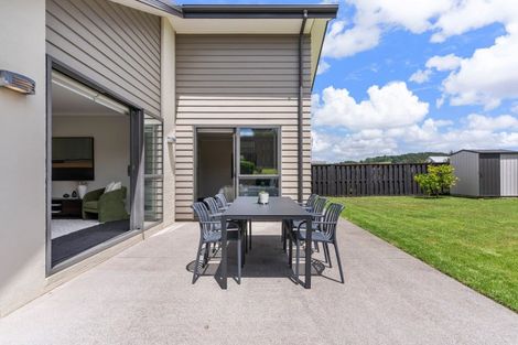 Photo of property in 4 Stockyard Crescent, Pukekohe, 2120