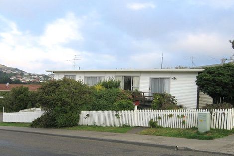 Photo of property in 36a Carluke Street, Paparangi, Wellington, 6037