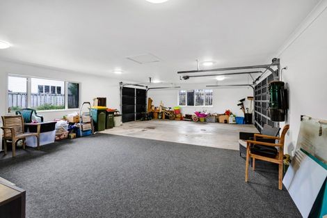 Photo of property in 17a Kauri Street, Inglewood, 4330