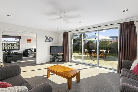 Photo of property in 11 William James Close, Mosgiel, 9024