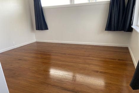 Photo of property in 12 Kokiri Street, Te Atatu South, Auckland, 0610