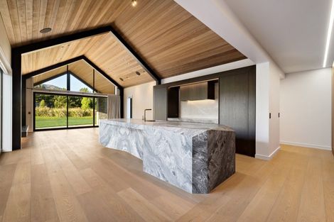 Photo of property in 33 Central Park Avenue, Lake Hayes, Queenstown, 9371