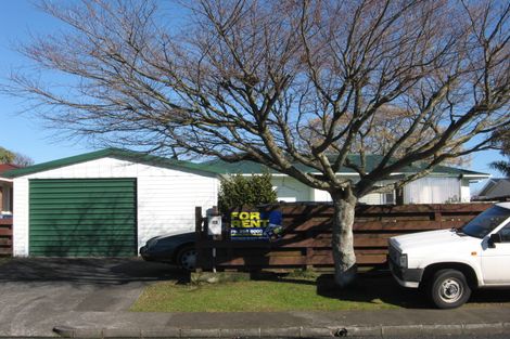 Photo of property in 2/15 Scott Road, Papakura, 2110
