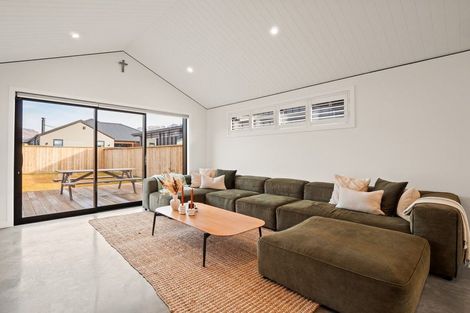 Photo of property in 6 Cheviot Street, Jacks Point, 9371