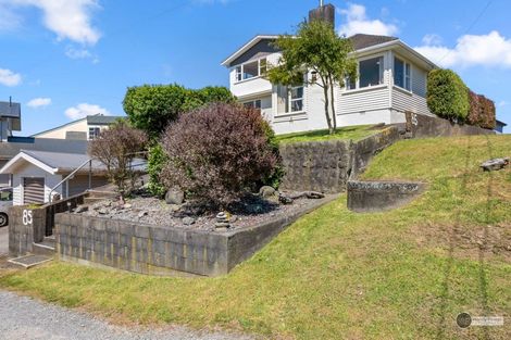 Photo of property in 85 Normandale Road, Normandale, Lower Hutt, 5010