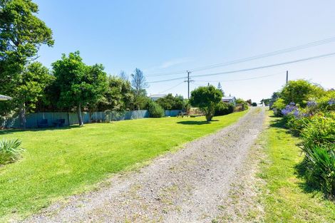 Photo of property in 124 Park Avenue, Waitarere Beach, Levin, 5510