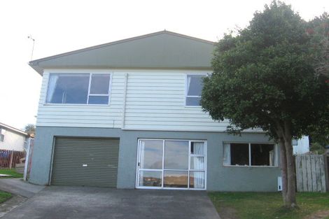 Photo of property in 17 Findhorn Place, Papakowhai, Porirua, 5024