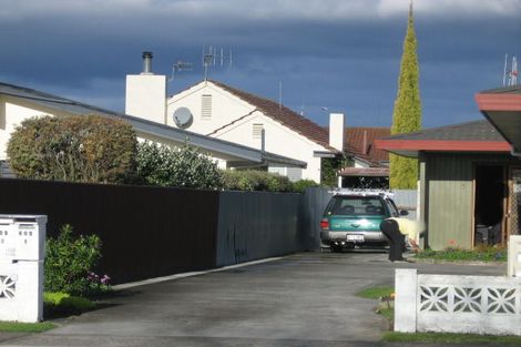 Photo of property in 2/405 Brunswick Street, Saint Leonards, Hastings, 4120