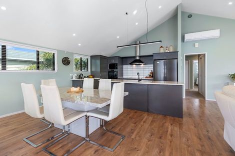 Photo of property in 918b Papamoa Beach Road, Papamoa Beach, Papamoa, 3118