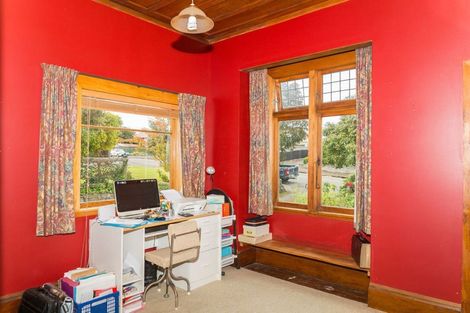 Photo of property in 17 Chamberlain Street, Dannevirke, 4930