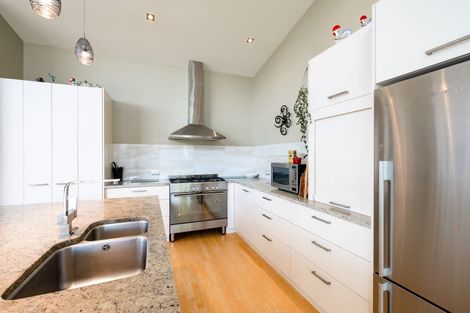 Photo of property in 21a Old Station Avenue, Wanaka, 9305