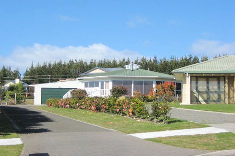 Photo of property in 14 Rowena Crescent, Motuoapa, Turangi, 3382