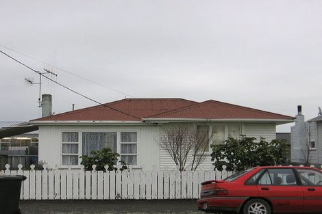 Photo of property in 43 Mako Mako Road, Levin, 5510