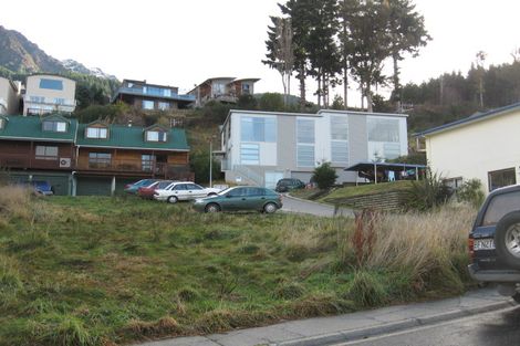 Photo of property in 28a Sainsbury Road, Fernhill, Queenstown, 9300