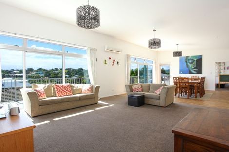 Photo of property in 21 Violet Street, Raglan, 3225