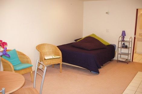 Photo of property in Terrace Heights Apartments, 4f/163 The Terrace, Wellington Central, Wellington, 6011