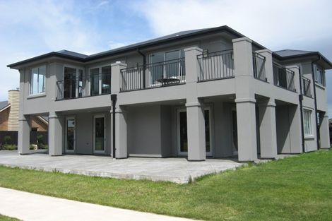 Photo of property in 20 Crombie Green, Northwood, Christchurch, 8051