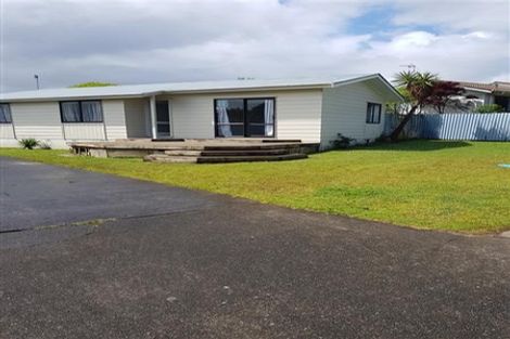 Photo of property in 11 Taitimu Drive, Weymouth, Auckland, 2103