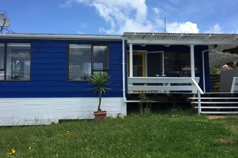 Photo of property in 3/23a Gladstone Road, Northcote, Auckland, 0627