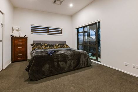 Photo of property in 4337 Great North Road, Glendene, Auckland, 0602