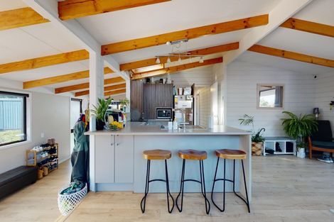 Photo of property in 165 Carnoustie Drive, Wattle Downs, Auckland, 2103