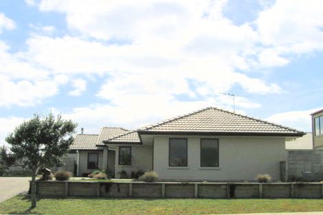 Photo of property in 25 Nautilus Drive, Papamoa Beach, Papamoa, 3118