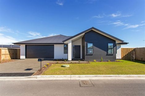 Photo of property in 3 Riroriro Lane, Halswell, Christchurch, 8025
