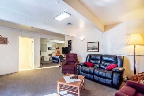 Photo of property in 8 Kallista Place, Browns Bay, Auckland, 0630