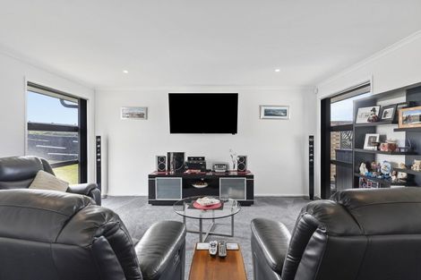 Photo of property in 11 Crickett Lane, Pokeno, 2471