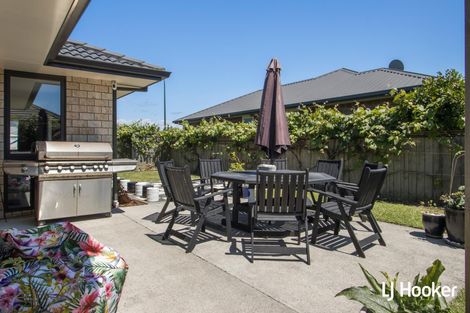 Photo of property in 32 Reel Road, Athenree, Waihi Beach, 3611