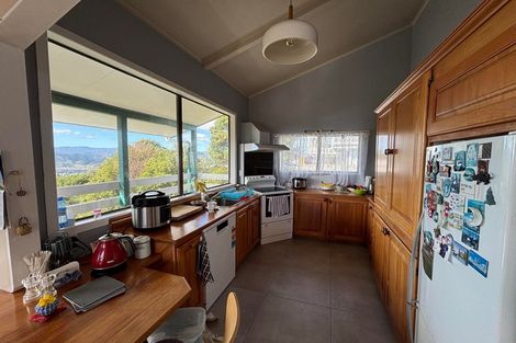 Photo of property in 272 Dowse Drive, Maungaraki, Lower Hutt, 5010