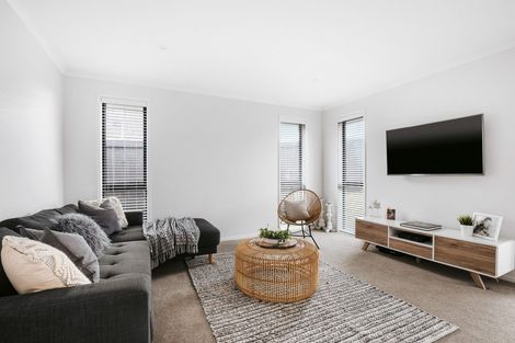 Photo of property in 5 Parore Drive, Omokoroa, 3114