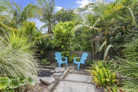 Photo of property in 8 Jays Road, Titirangi, Auckland, 0604