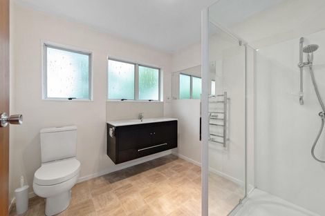 Photo of property in 452 Point Chevalier Road, Point Chevalier, Auckland, 1022