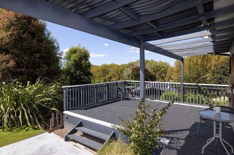 Photo of property in 12 Nettlingham Place, Te Puke, 3119