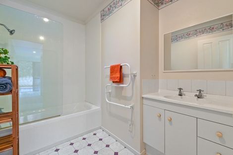 Photo of property in 6 Melfort Place, Nawton, Hamilton, 3200