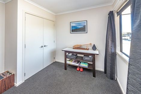 Photo of property in 24 Poynter Place, Gonville, Whanganui, 4501