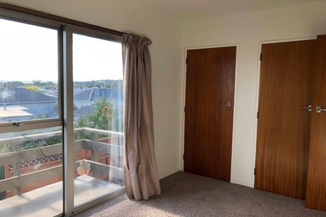 Photo of property in 635 Marine Parade, Napier South, Napier, 4110