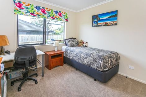Photo of property in 23 Victoria Street, Coromandel, 3506