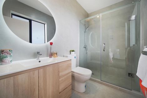 Photo of property in 42 Holcroft Street, Papakura, 2110