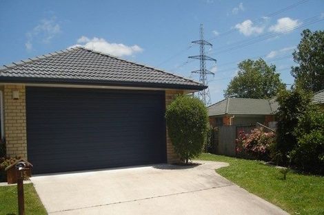 Photo of property in 15 Nobleman Place, Hamilton East, Hamilton, 3216