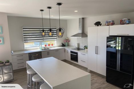 Photo of property in 7 Protea Drive, Cable Bay, 0420