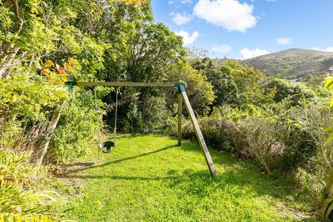 Photo of property in 55 Makara Road, Karori, Wellington, 6012