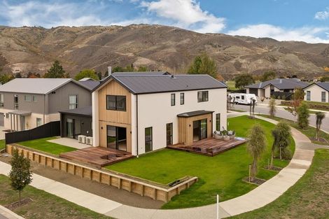 Photo of property in 38 Wallis Drive, Cromwell, 9310